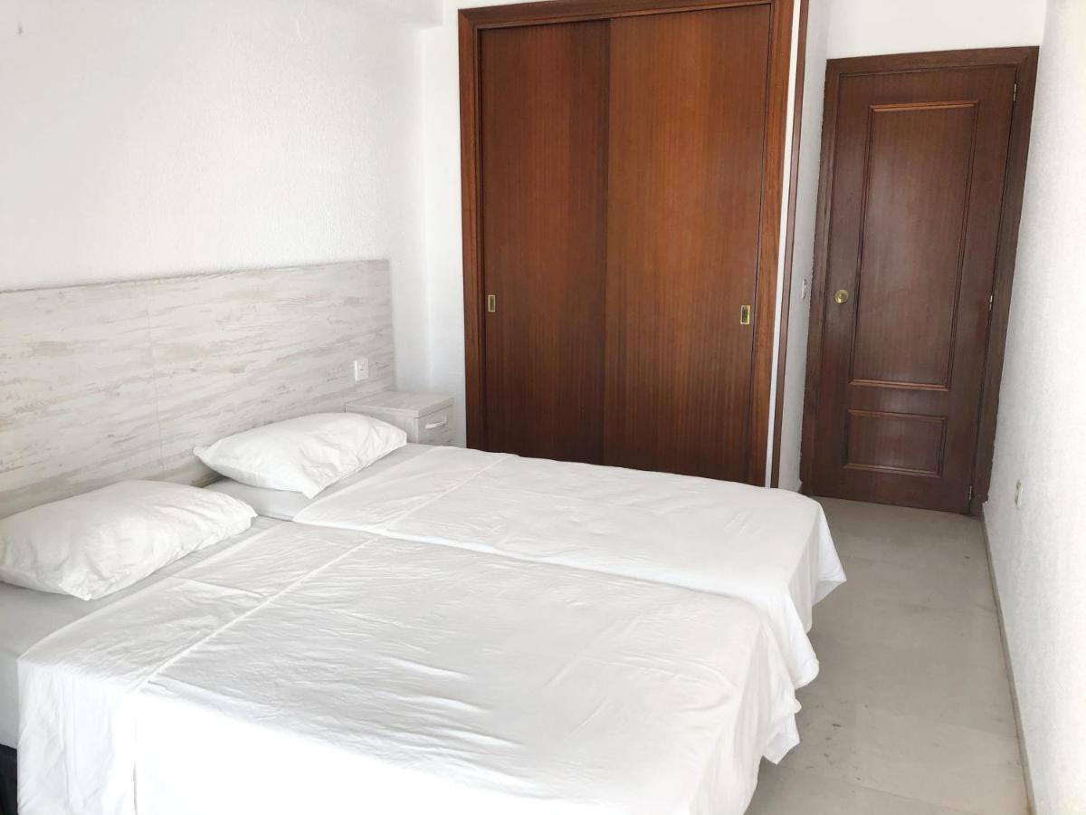 Gemelos 2 Holiday Apts. With Pool Бенидорм Екстериор снимка